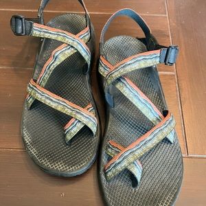 Smoky mountain chacos